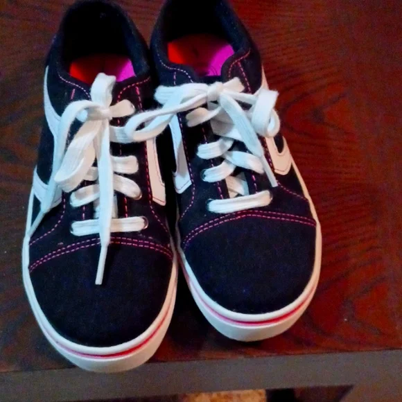 wonder nation Shoes Girls Black White Pink Tennis Shoes Poshmark